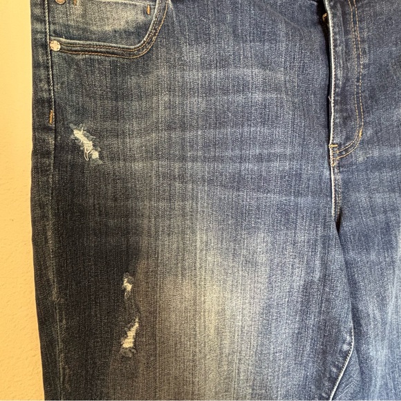 Liverpool Los Angeles Jeans 22W Distressed Dark Wash Straight Leg - Picture 7 of 11